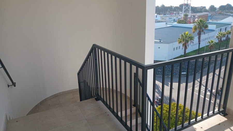 1 Bedroom Property for Sale in Table View Western Cape